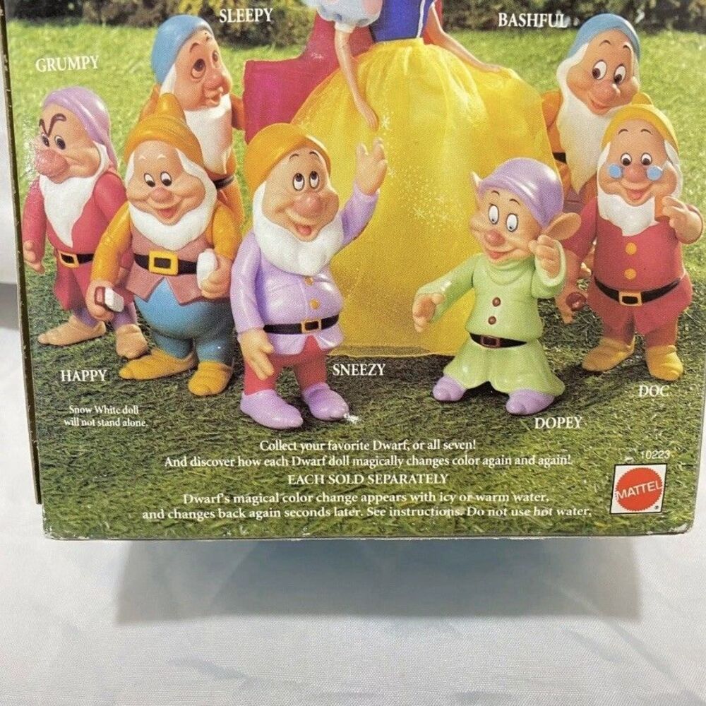 1992 Mattel Disney Snow White and The 7 Dwarfs Grumpy Doll Magic Color Change - Picture 5 of 7